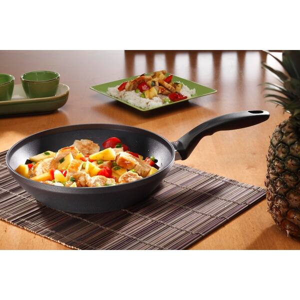 HD Induction Stir Fry Pan with Lid 9.5" (24 cm), 2.2 QT (2.1 L) Bed Bath & Beyond 37881917